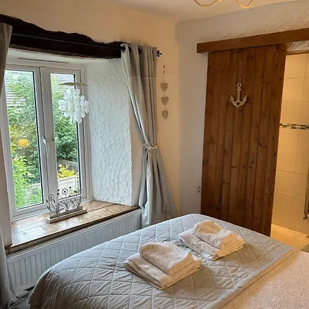 Lakeside - Sleeps 8 - Garden *