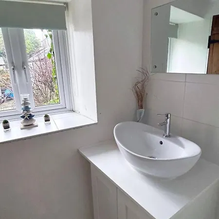 Lakeside - Sleeps 8 - Garden Nyaraló